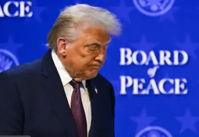 Boude le conseil de la paix de Trump, creuse son sillon à Gaza