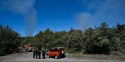 Hérault : feux d'artifice annulés du 10 au 16 juillet, incendie contenu reprend