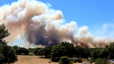 Incendie à Bezouce : évacuations et confinement face aux flammes