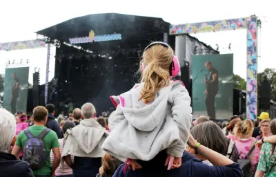 La CNCDH appelle à une meilleure place des enfants dans la société