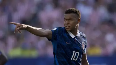 Mbappé qualifie une sénatrice paraguayenne de 