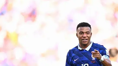 Mbappé rejoint Messi en tête des buteurs du Mondial 2026