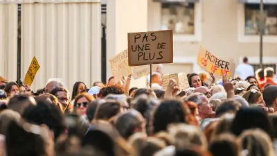 Mobilisation à Nîmes pour une loi intégrale contre les violences sexistes
