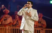 Bad Bunny enflamme Paris : un show total à la Plenitude Arena