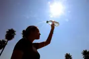 Canicule : 16 départements en vigilance orange lundi 6 juillet