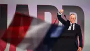 Edouard Philippe lance sa présidentielle 2027 devant 5000 partisans à Paris