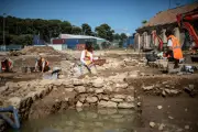 Fin des fouilles à Toulon malgré la découverte de deux obus