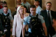 Marine Le Pen : bracelet électronique et campagne présidentielle, le dilemme
