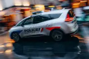 Paris : femme en démence tuée par la police après retranchement