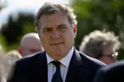 Tabarot admet les faiblesses du contrôle aérien français